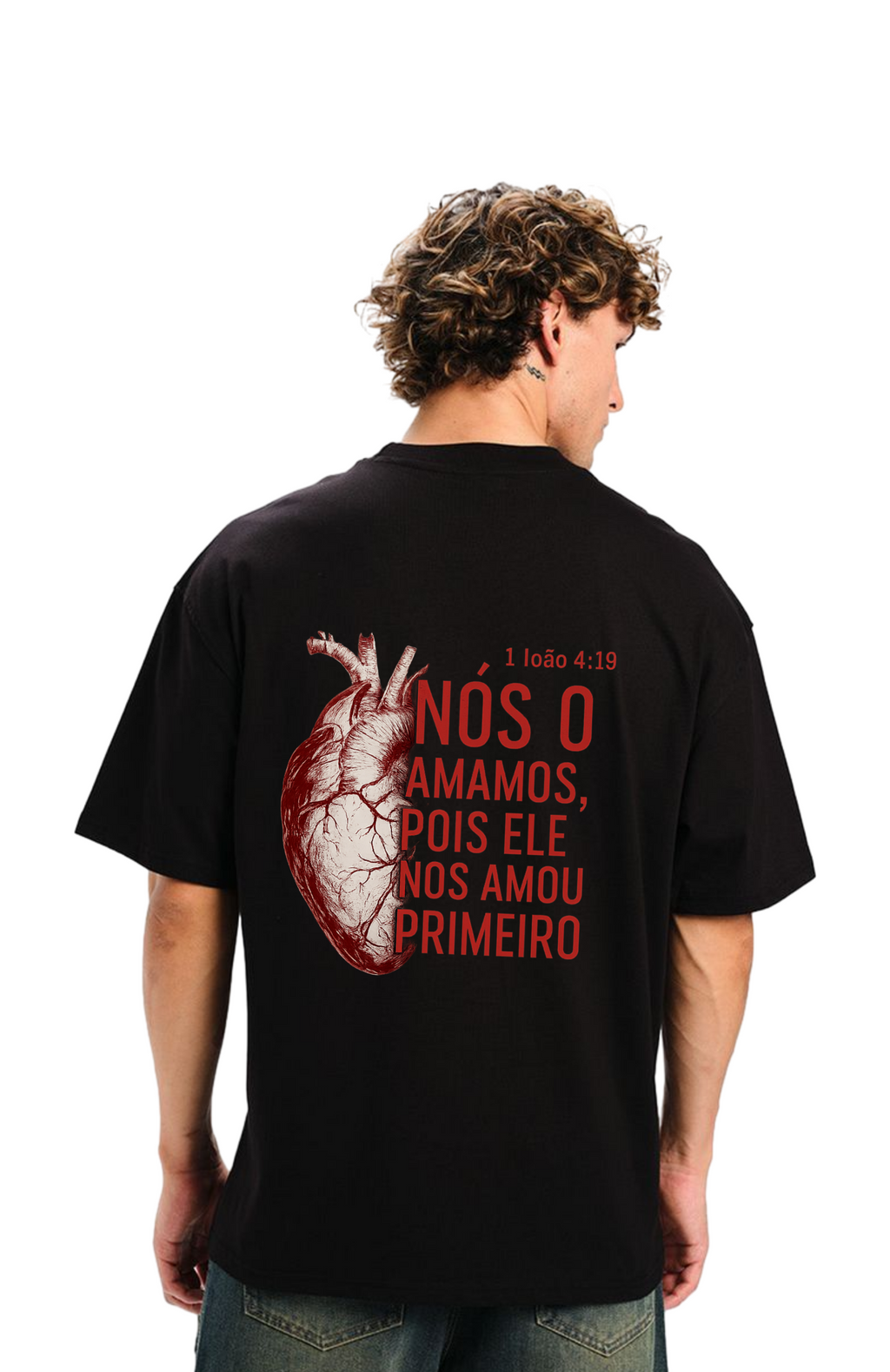 Camiseta Premium - Ele nos amou primeiro